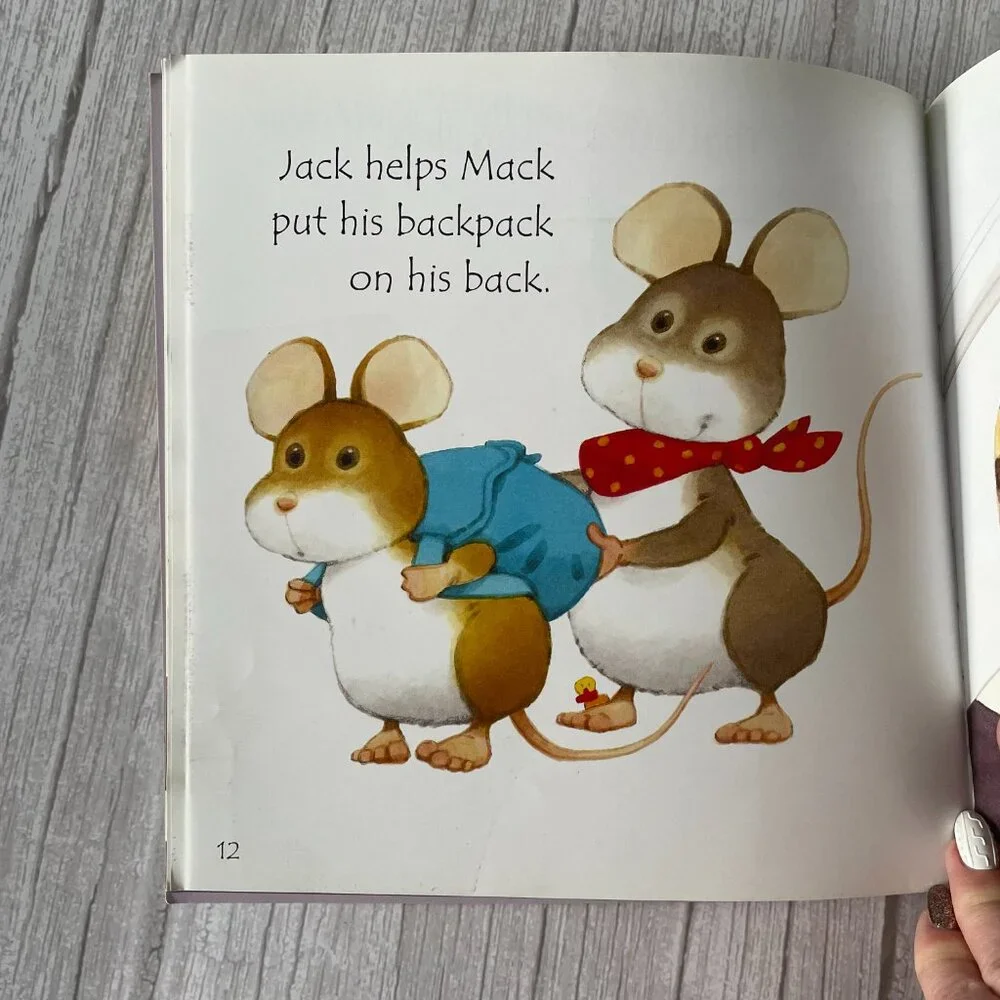 🍋 4/$20 Mouse Moves House Usborne Phonics Reader | Kids Books Childrens Books - Picture 4 of 7